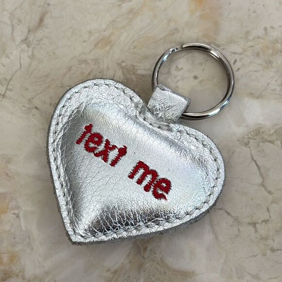 Roots Leather Heart Shaped Keychain “Text Me” Silver - Picture 3 of 6